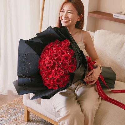30% off anniversary flowers